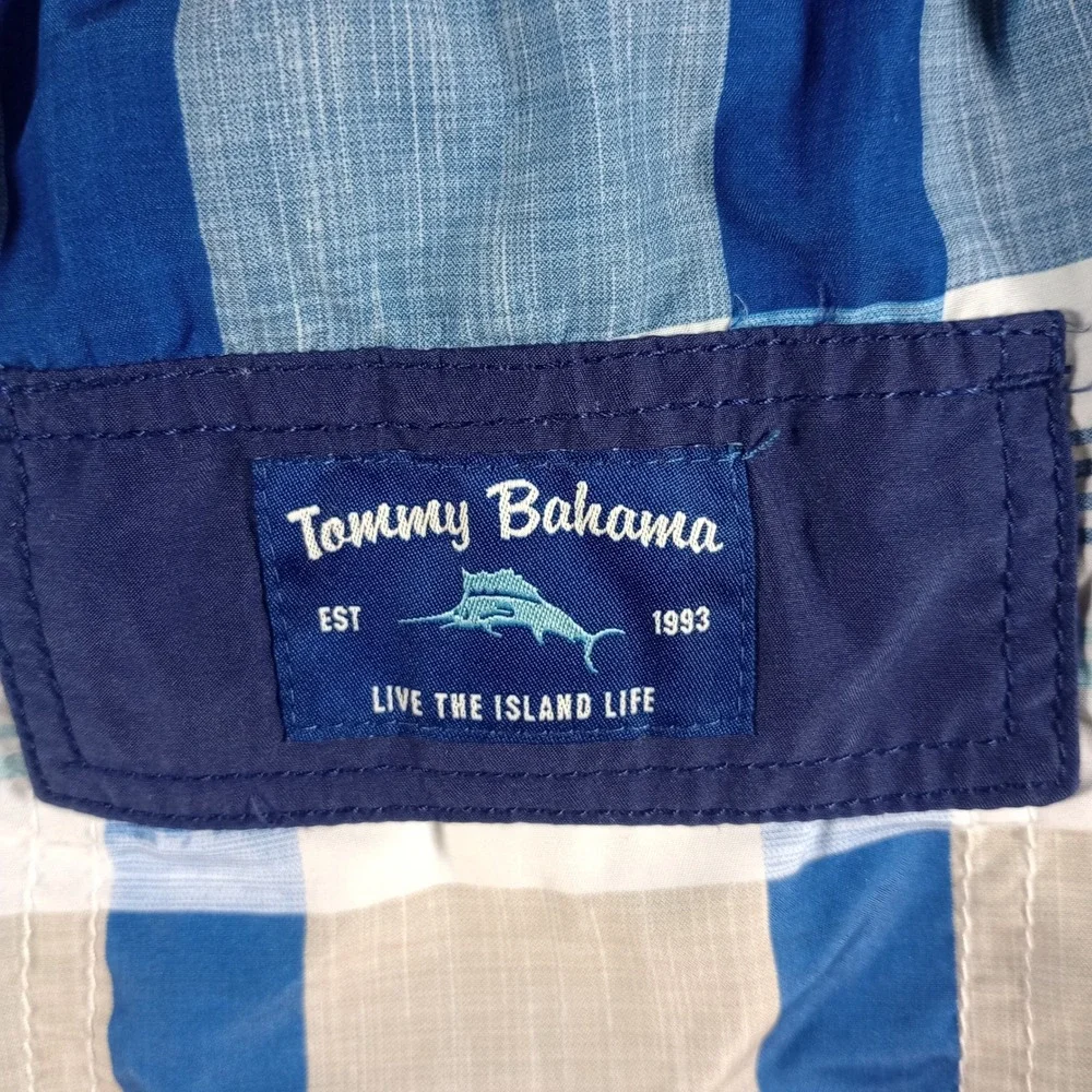 Tommy Bahama Swim Trunks Mens XL Blue Plaid Board Shorts Cargo Pocket Tropical